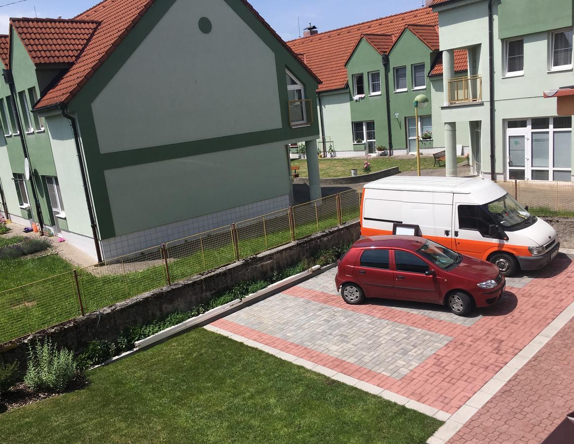 Apartmany Na Sadech Třeboň Εξωτερικό φωτογραφία